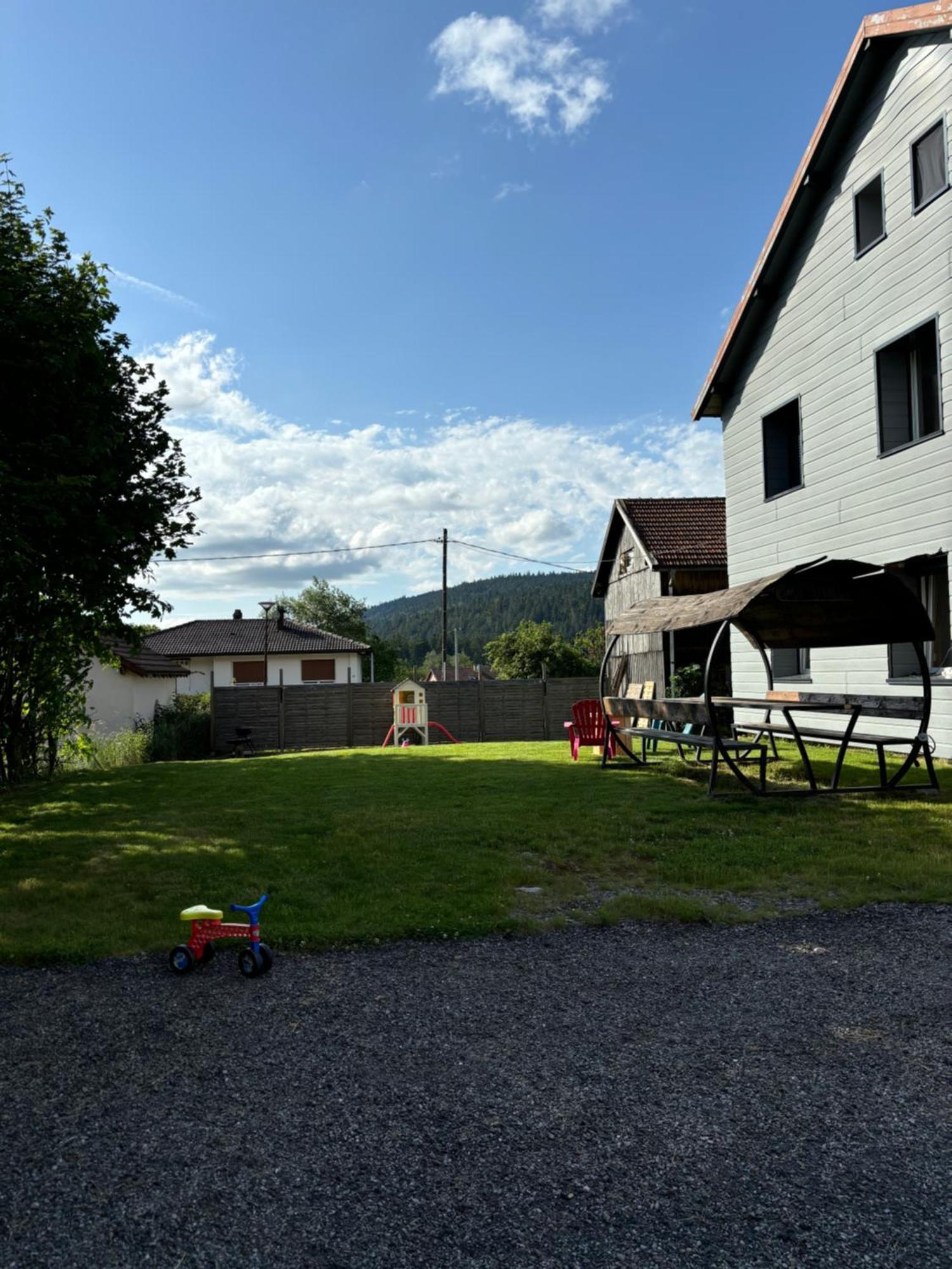 Appartement Cosy Avec Jardin Et Barbecue Gérardmer Eksteriør bilde
